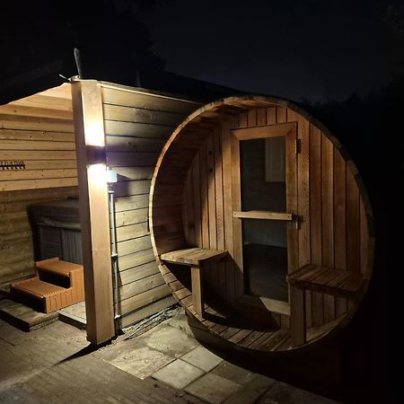 Luxe Boshuisje Met Prive Wellness & Jacuzzi Op De Veluwe Ermelo Eksteriør bilde
